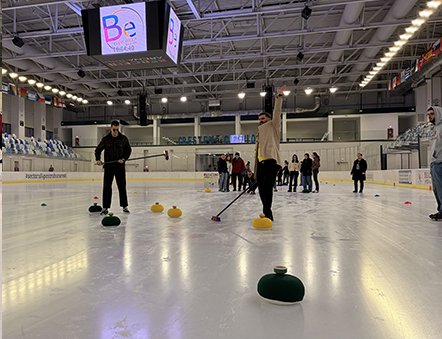 Fun Curling - Polaroid 1