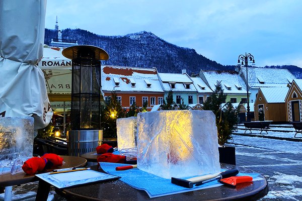 ice sculpting brasov feature